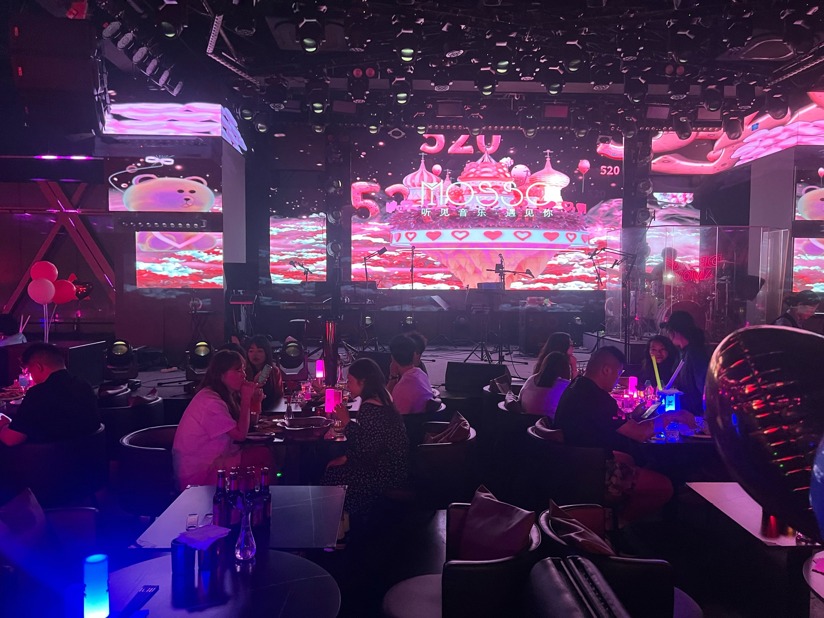 贵阳商务ktv推荐商务ktv哪里有选择指南-花溪区ktv预订